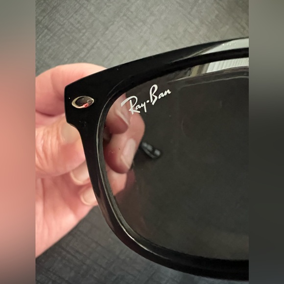 Kids Ray Ban Mickey Mouse Sunglasses - Picture 10 of 17
